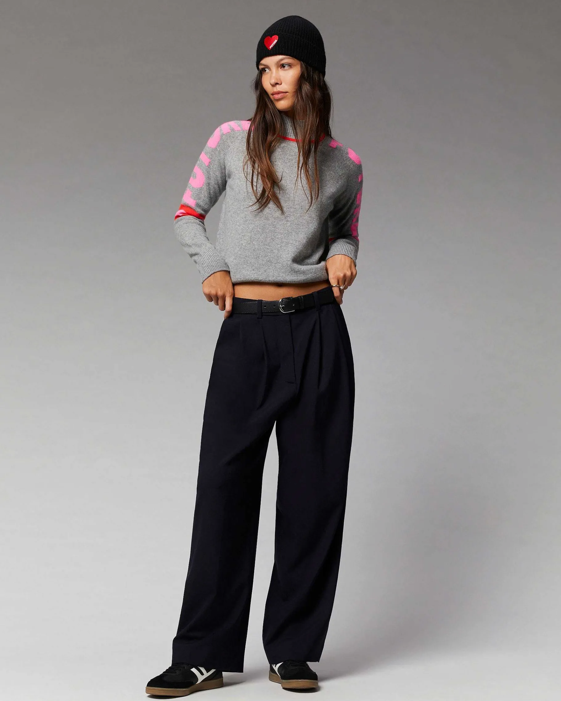 Sale FROM FUTURE Pull Col Montant Future Contraste Leger Navy