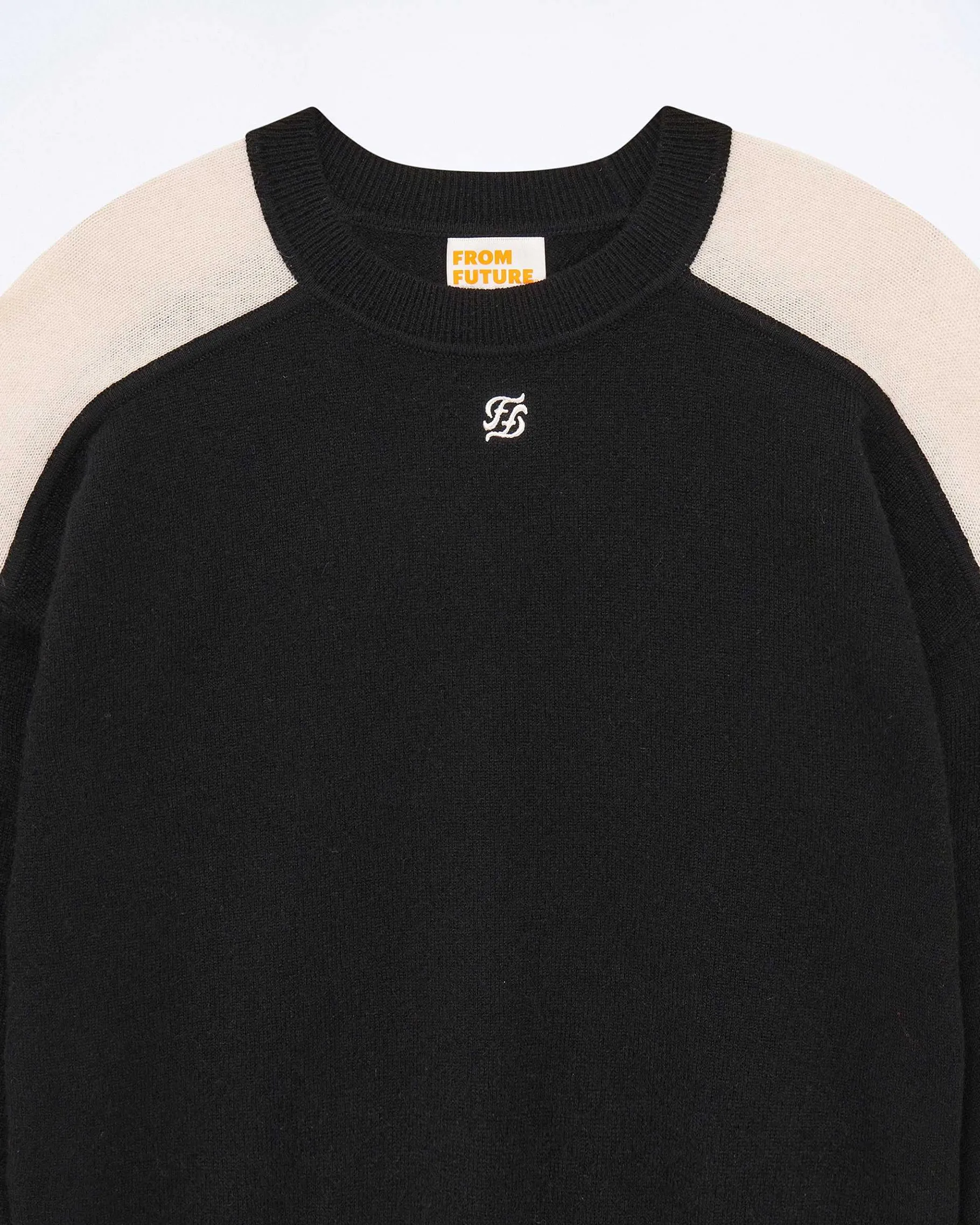 Discount FROM FUTURE Pull Col Rond Bicolore Et Broderie Noir