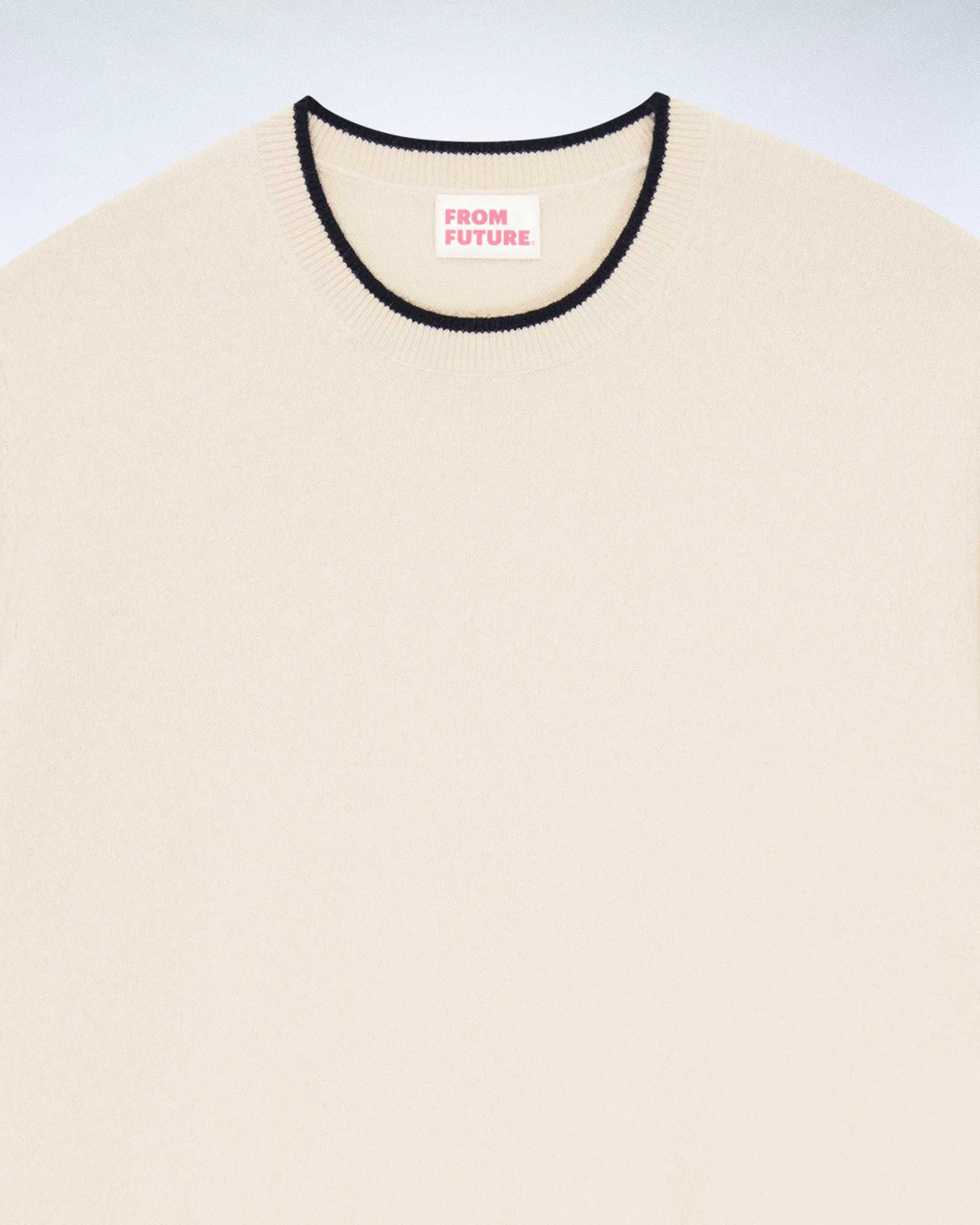 Sale FROM FUTURE Pull Col Rond Bord Contraste Sable