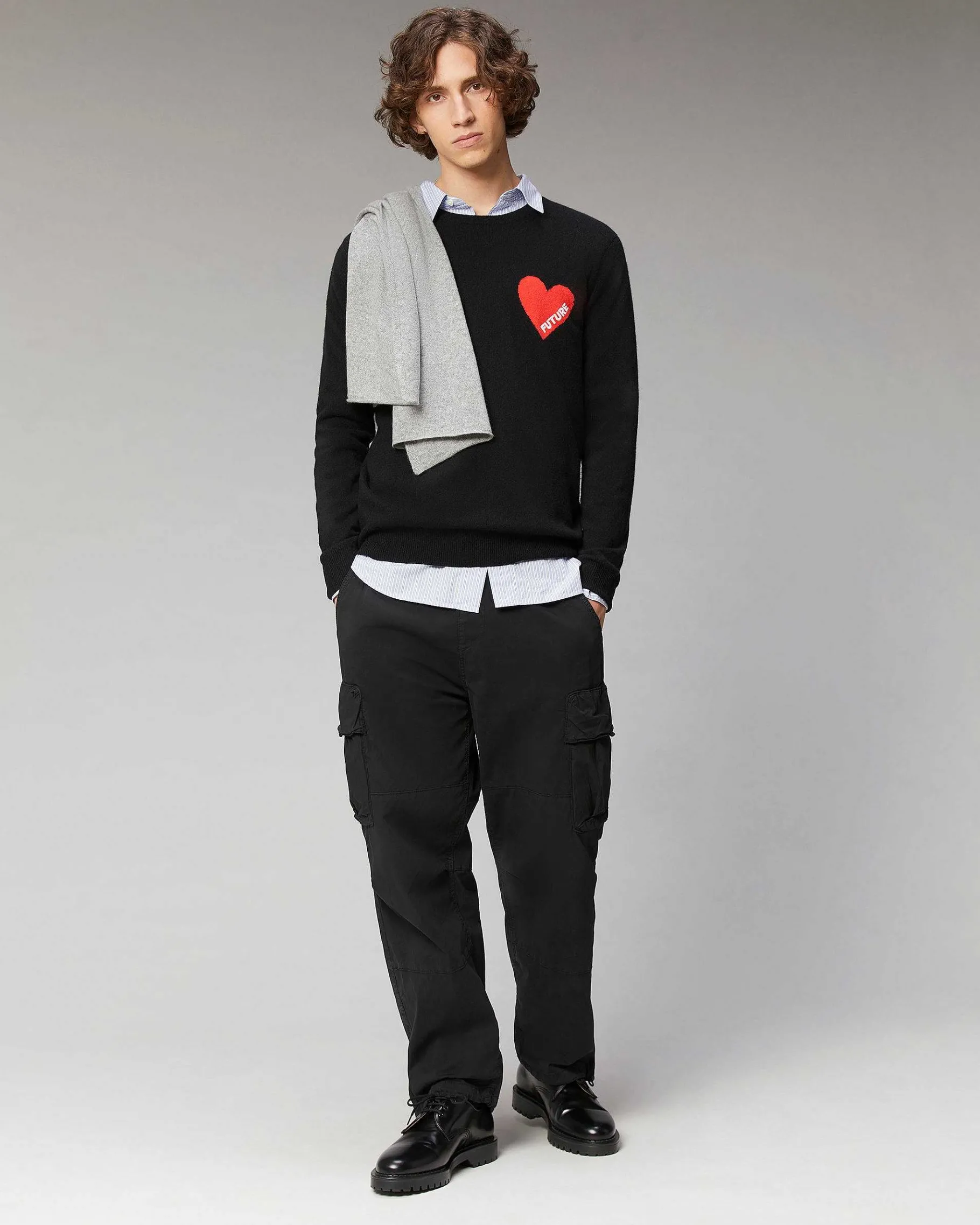 New FROM FUTURE Pull Col Rond Coeur Noir
