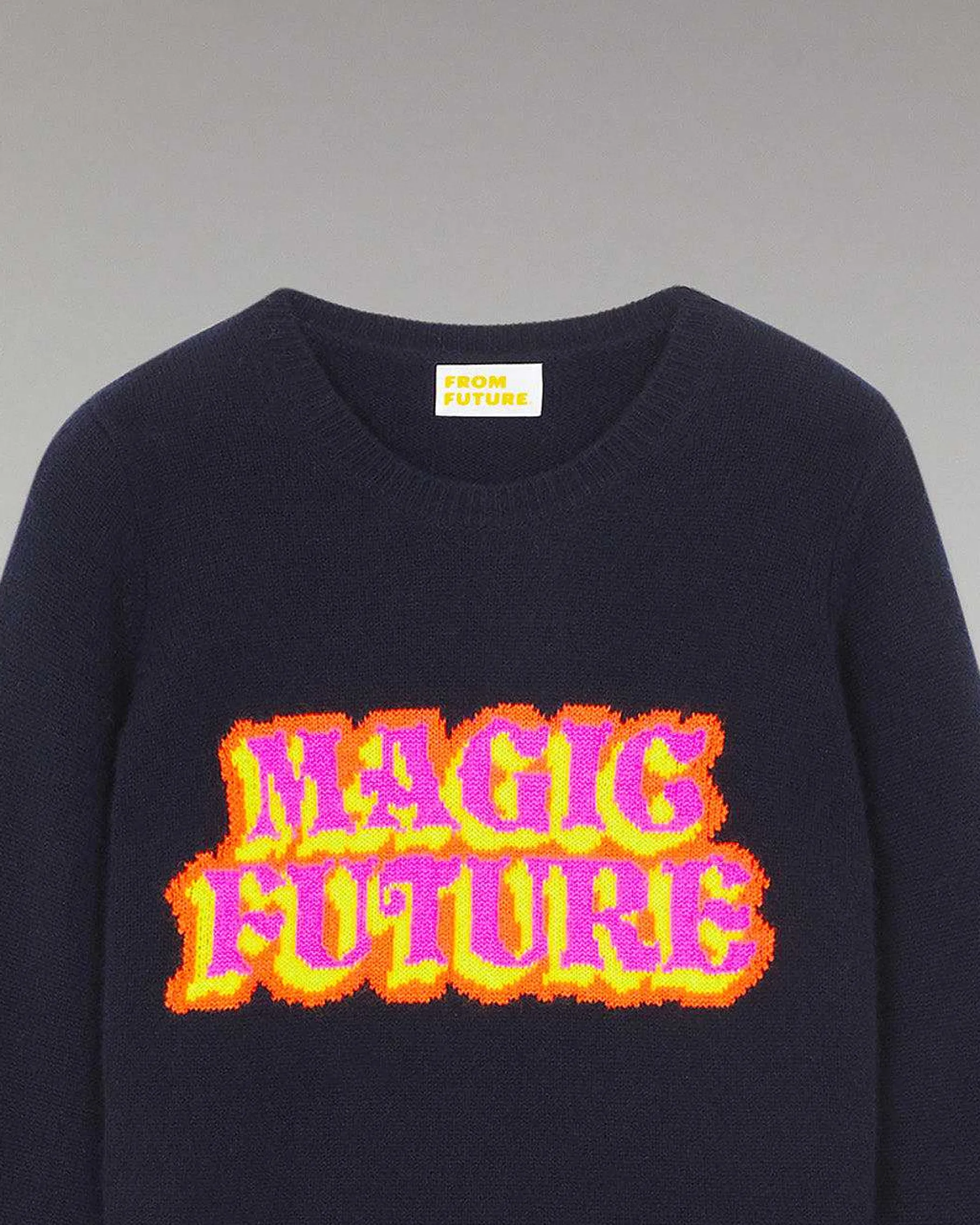 New FROM FUTURE Pull Col Rond Magic Future Navy