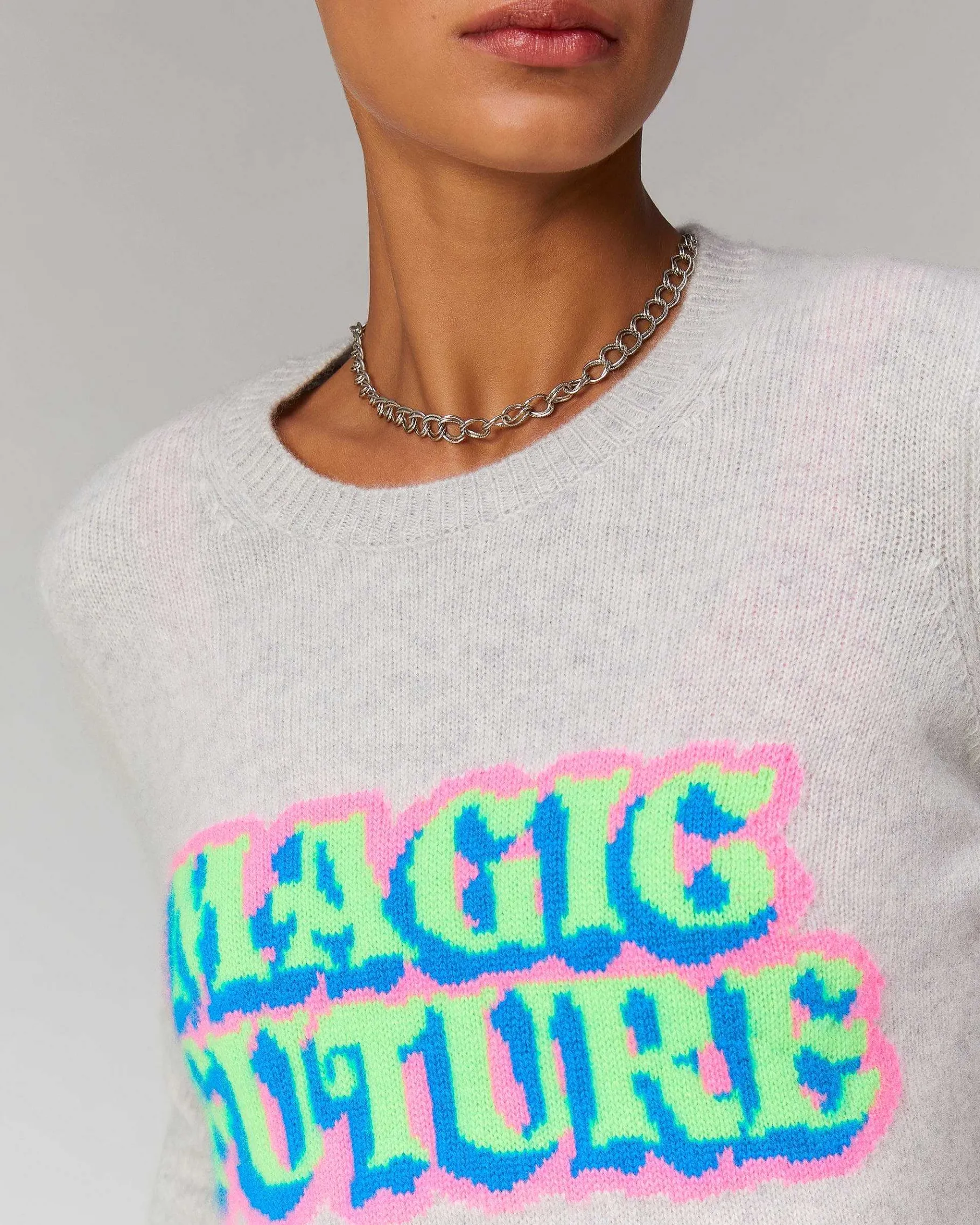 New FROM FUTURE Pull Col Rond Magic Future Navy