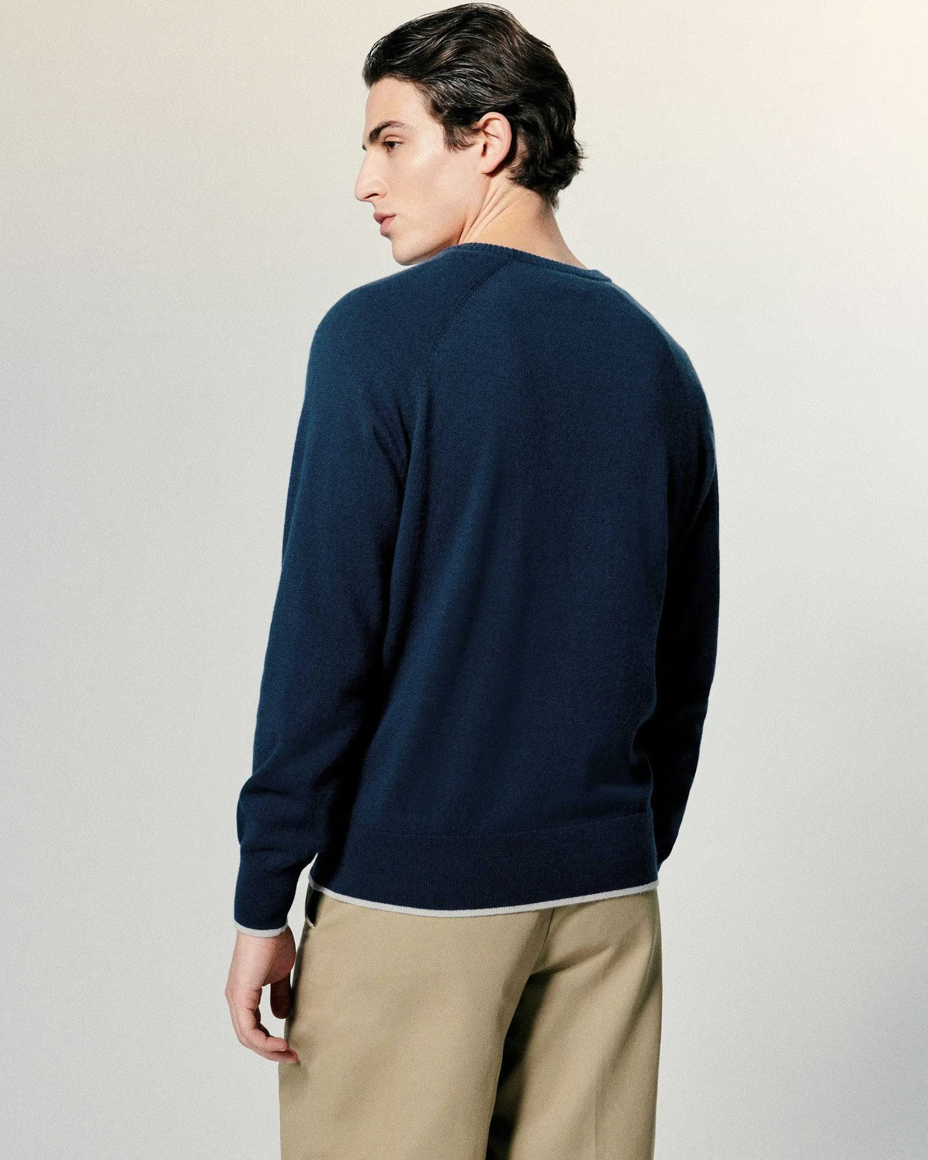 FROM FUTURE Pull Col Rond Raglan Future Midnight Blue