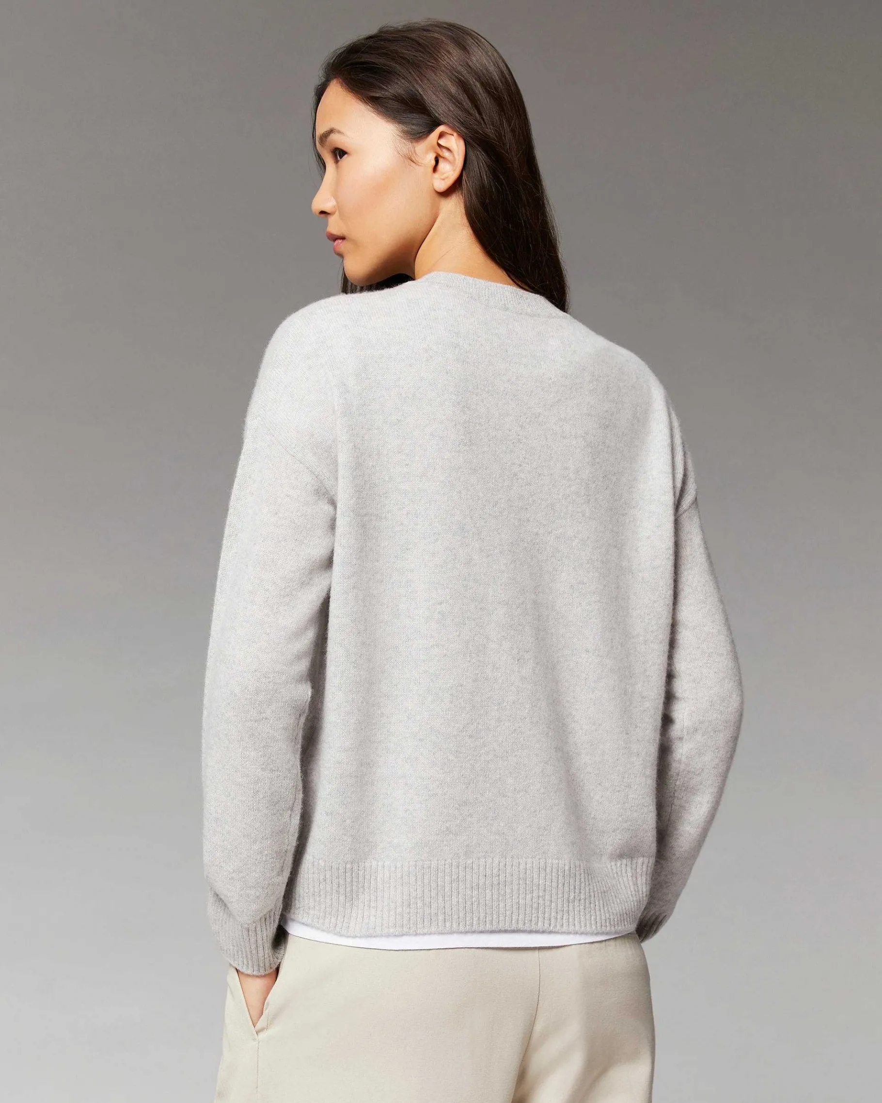 Discount FROM FUTURE Pull Col Rond Strass Coeur Leger Gris Chine Clair
