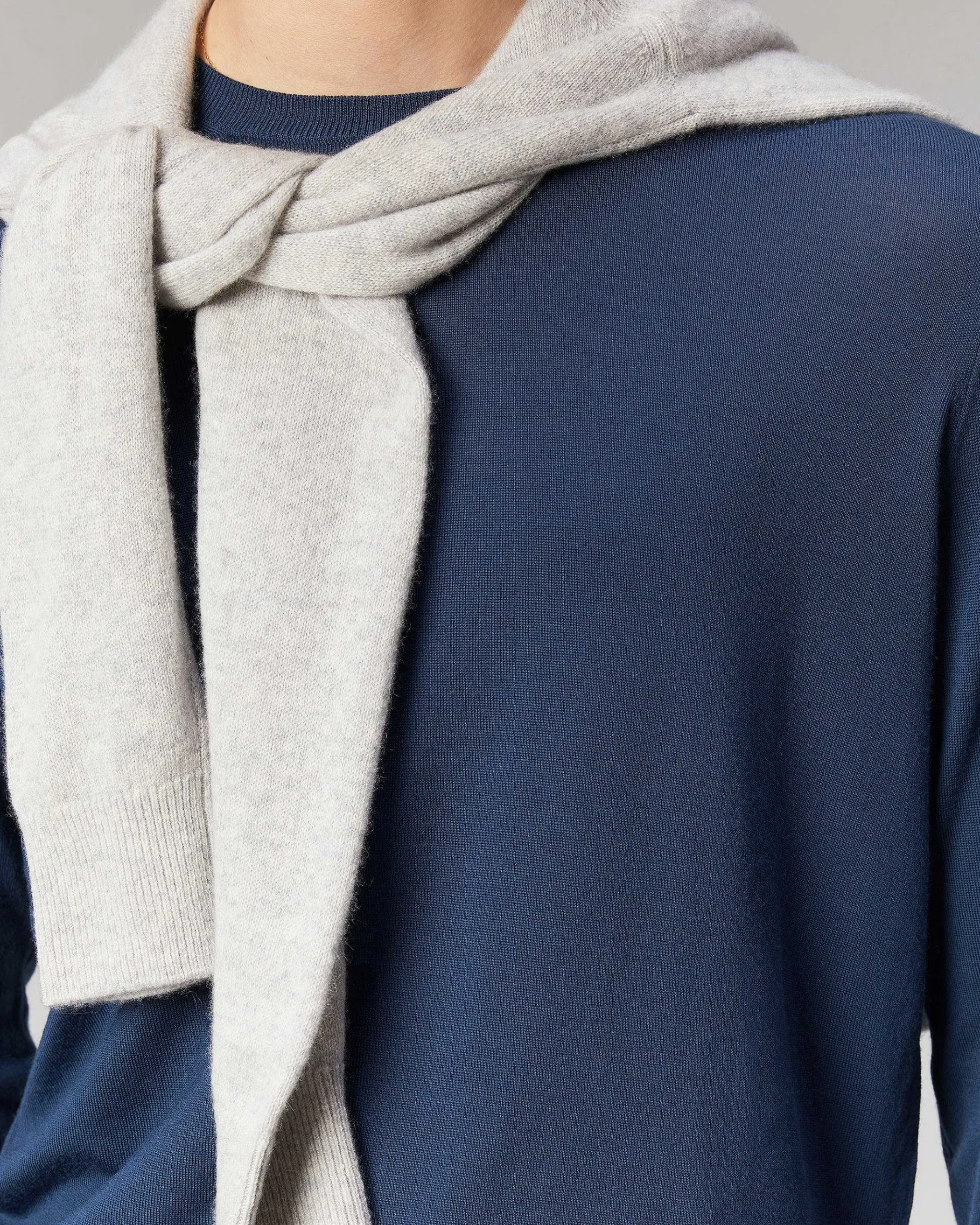 FROM FUTURE Pull Col Rond Uni Noir