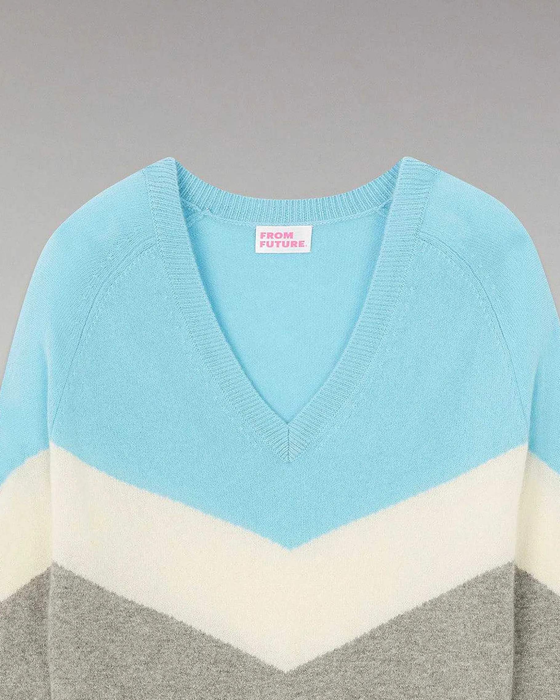 New FROM FUTURE Pull Col V Bandes Tricolore Leger Gris Chine Fonce
