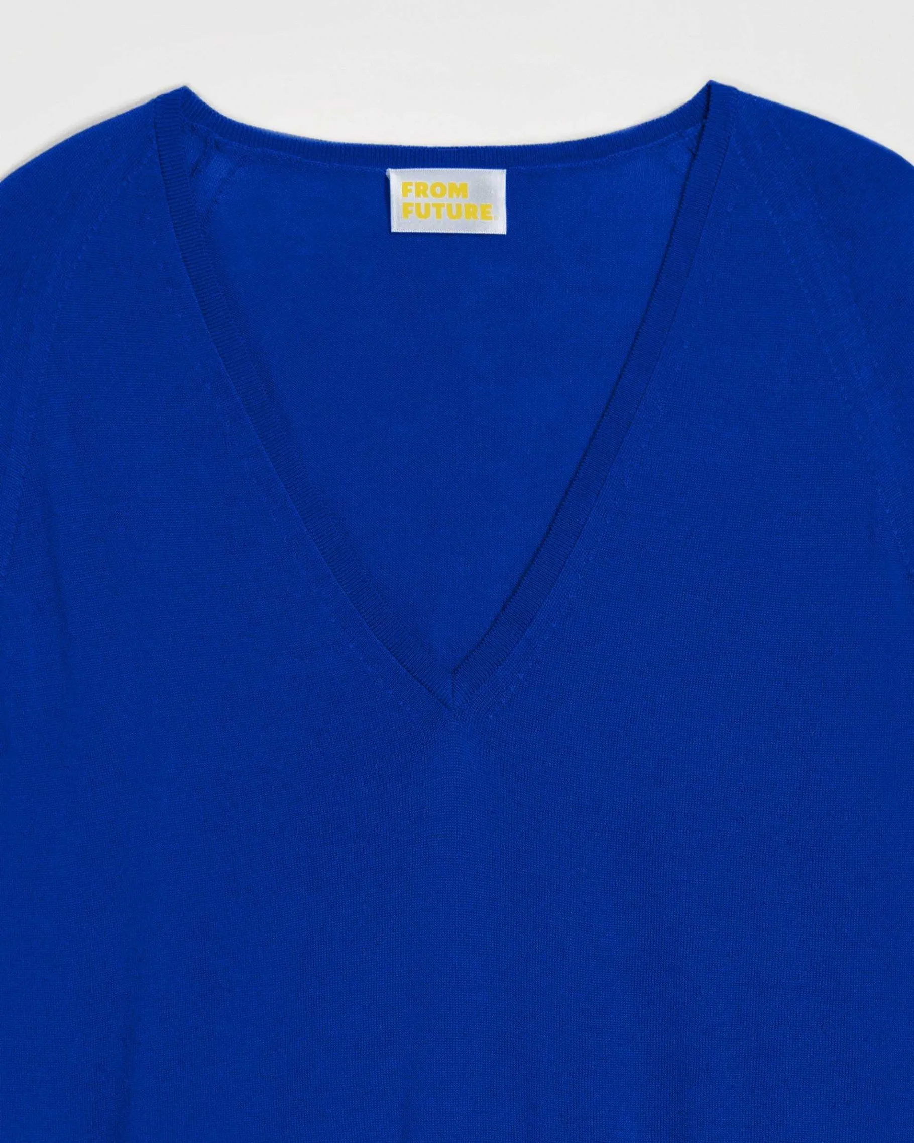 FROM FUTURE Pull Col V Oversize Electric Blue