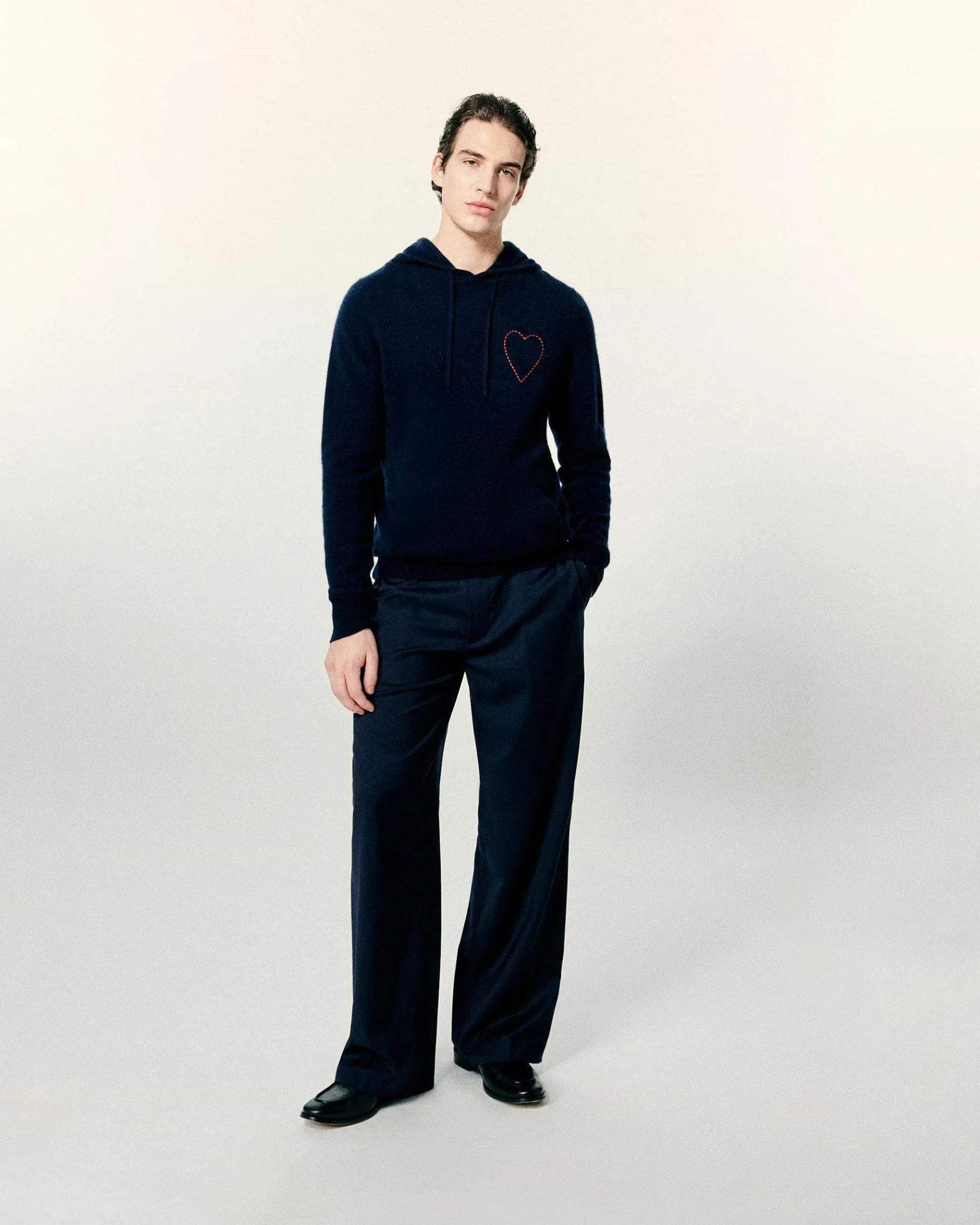 New FROM FUTURE Pull Hoodie Coeur Brode Navy