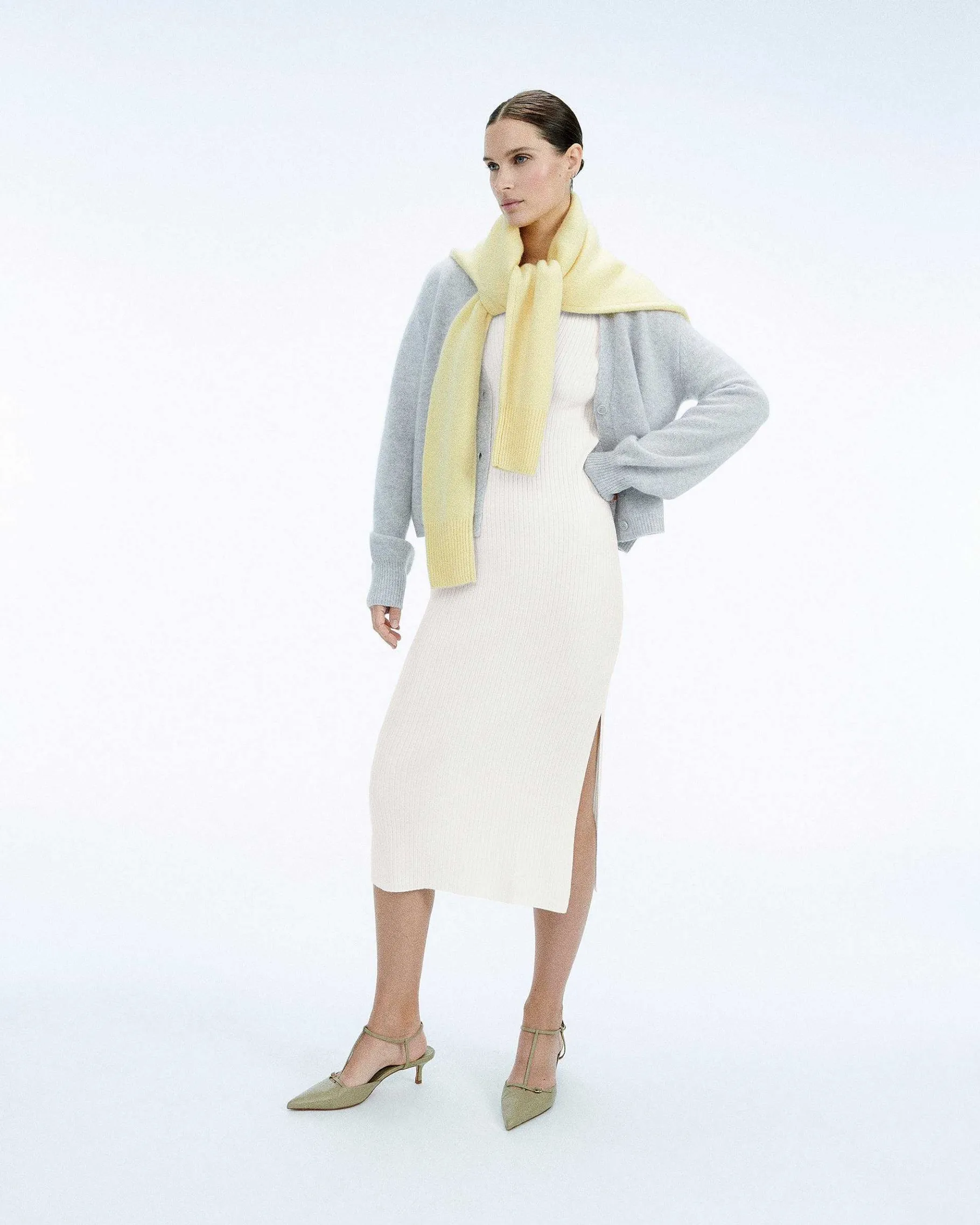New FROM FUTURE Robe Longue Manche Courte Ecru